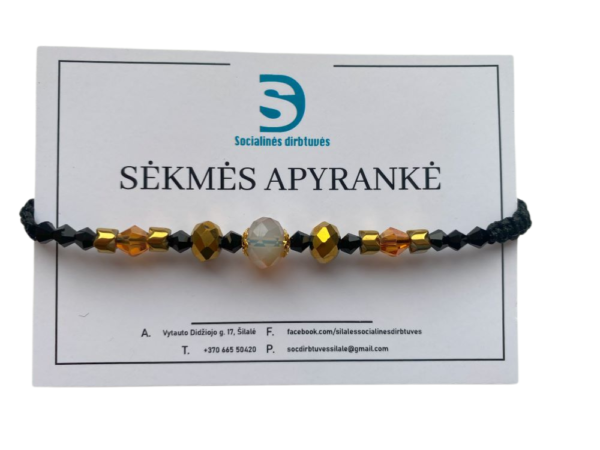 įdomi apyrankė