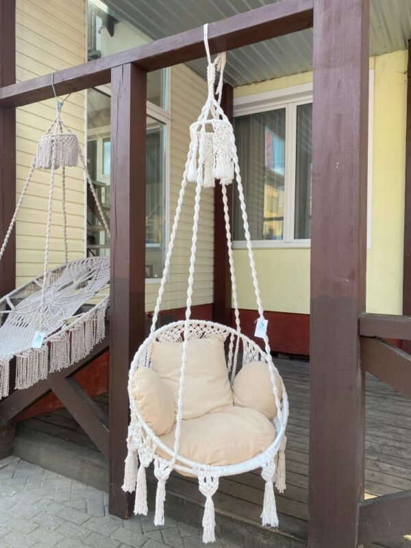 Macrame sūpynės iš toli